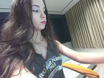 webcam girl ehotlovea image #3592090