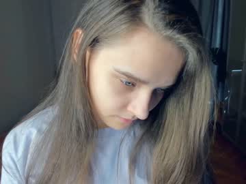 webcam girl sunshy_girl image #4159358