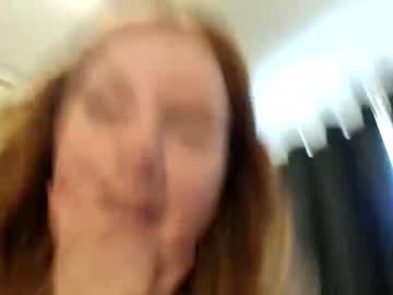 Cam for ittty_bitty_cherry_titties