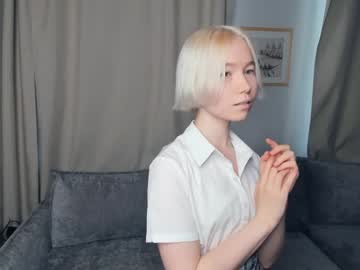 webcam girl silvergloss image #5340879