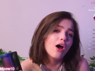 webcam girl emiliacourtney image #6858139