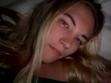 webcam girl mariah95 image #156335