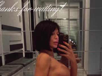 webcam girl ingridblondy94 image #2920419