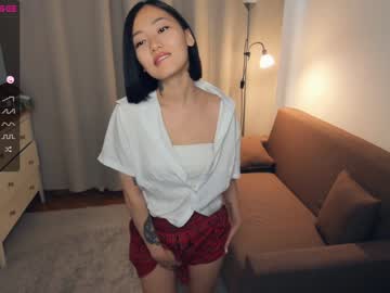 webcam girl refined_style image #4307958