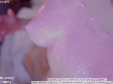 webcam girl runesy image #4050691