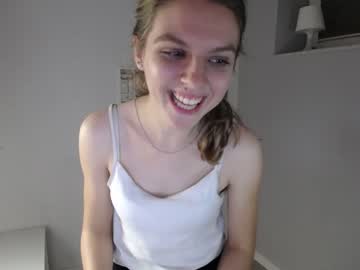 webcam girl lana_heisstt image #575402