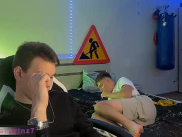 webcam man ali_bruin image #4639967