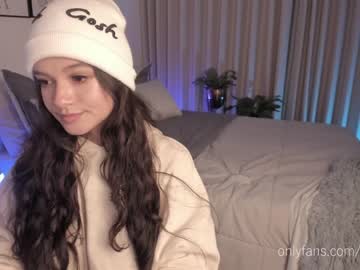 webcam girl melaniewood image #3350945