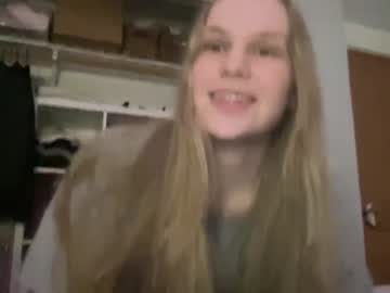 webcam girl daisykeach image #6288046