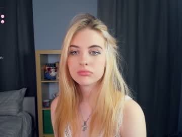 webcam girl slow_kiss image #6236812