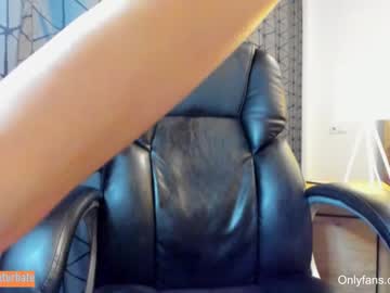 webcam girl komydoll image #3722009