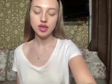webcam girl lily_hun image #639440