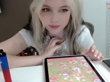 webcam girl small_blondee image #2293087