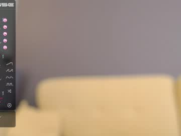 webcam girl small_blondee image #1563938