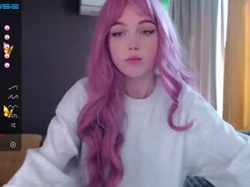webcam girl small_blondee image #1729630
