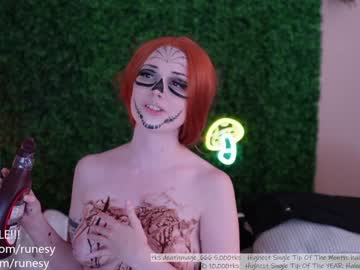 webcam girl runesy image #2970159