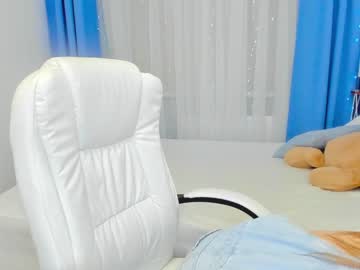 webcam girl emmika_ image #4693038