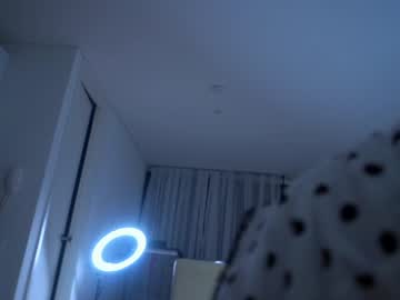 webcam girl houseofkei image #1031602