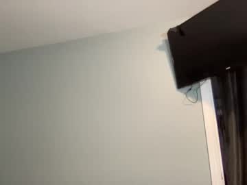 webcam girl naughtymiss222 image #2210220