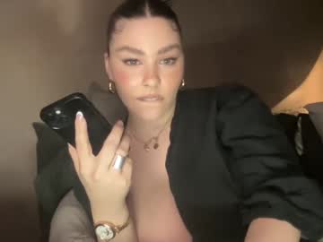 webcam girl novavangogh image #3571036