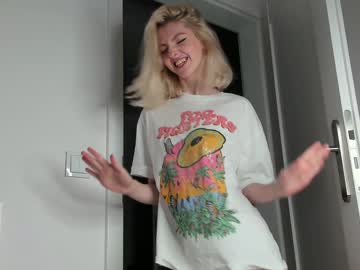 webcam girl yournaughtymiss image #2338381
