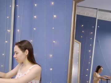 webcam girl kriskras__ image #3976639