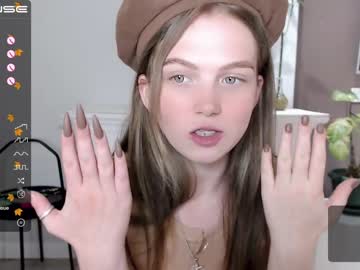 webcam girl small_blondee image #2857778