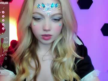 webcam girl small_blondee image #3965644