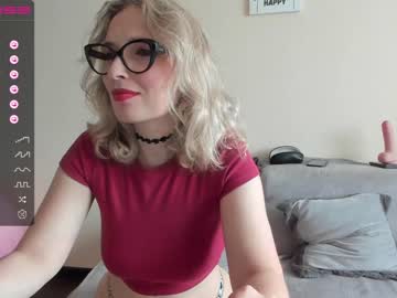webcam girl emilymilf__ image #4325249