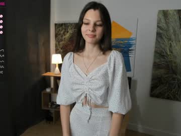 webcam girl peek_in_my_window image #5627030