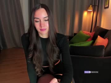 webcam girl intrigueeme image #6213493