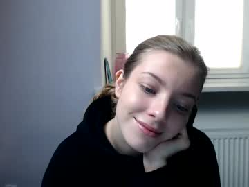 webcam girl lucynews image #646978