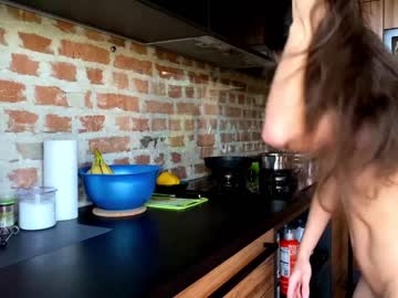 webcam girl fit_family image #2535266