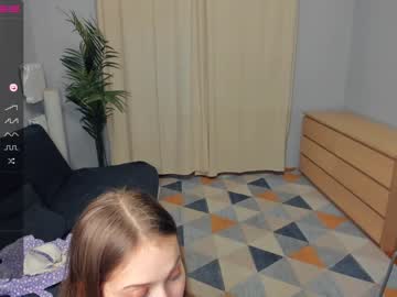 webcam girl mycheeks4u image #4099038