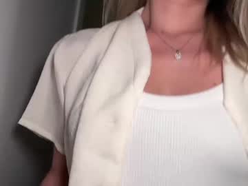 Cam for snow_doll69