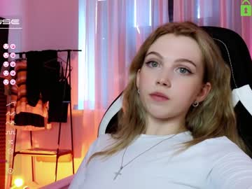 webcam girl small_blondee image #4746727