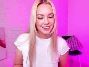 webcam girl 8a8y_nura image #982585