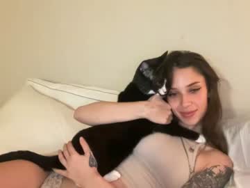 webcam girl ariacutiee image #4437236