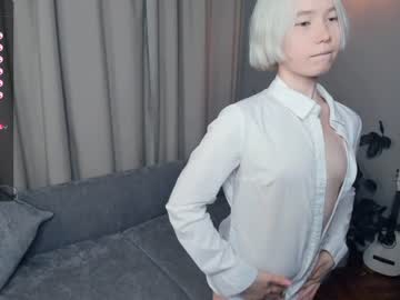 webcam girl silvergloss image #5435457