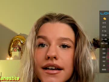 webcam girl maxwelljoella image #3194120