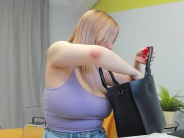 webcam girl lovlybambi image #3331314