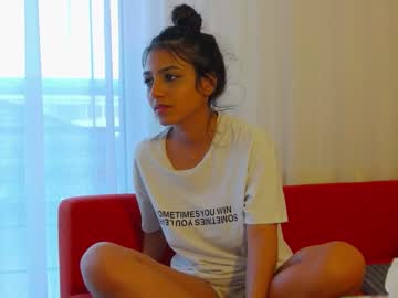 webcam girl florentina2004 image #4644031