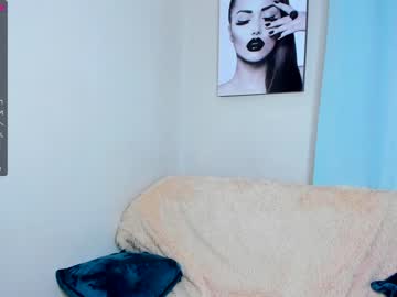 webcam girl yana_squrel_22 image #329037