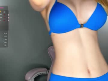 webcam girl harriethudson image #5767902