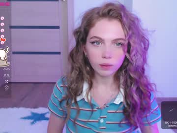 webcam girl small_blondee image #3096947