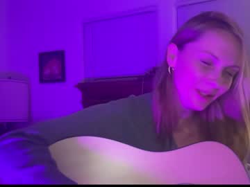 webcam girl kaileeshy image #1040435