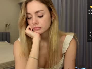 webcam girl sky_magic image #5621083