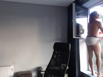 webcam man latino23bom image #2537110