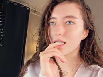 webcam girl llkadream image #5143209