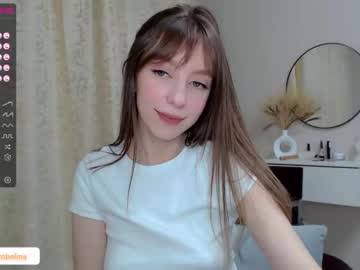 webcam girl shy_thumbelina image #3068504